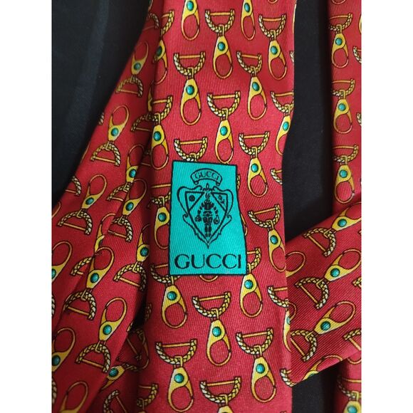 Gucci Men's 100% Silk Red Tie - Picture 4 of 6